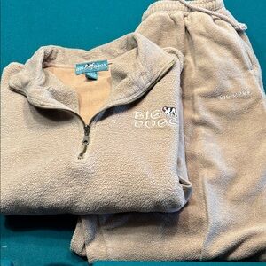 Big Dogs Sweats - Top & Bottoms , XL , $30